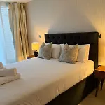 212 Rh - Retreat Апартаменты *