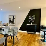 212 Rh - Retreat York