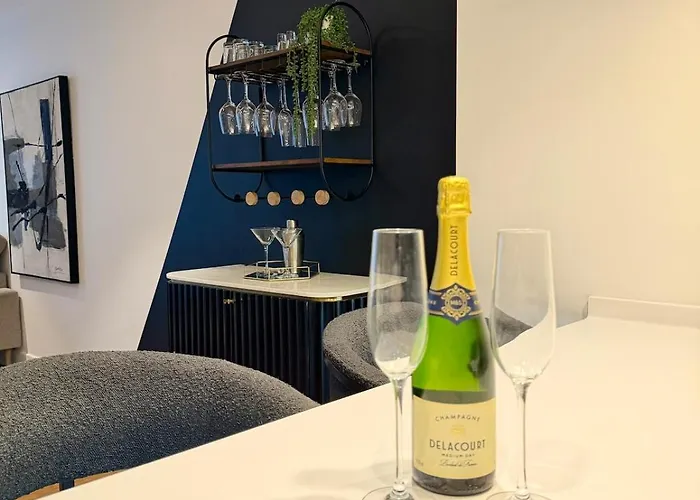 212 Rh - Retreat Apartment York